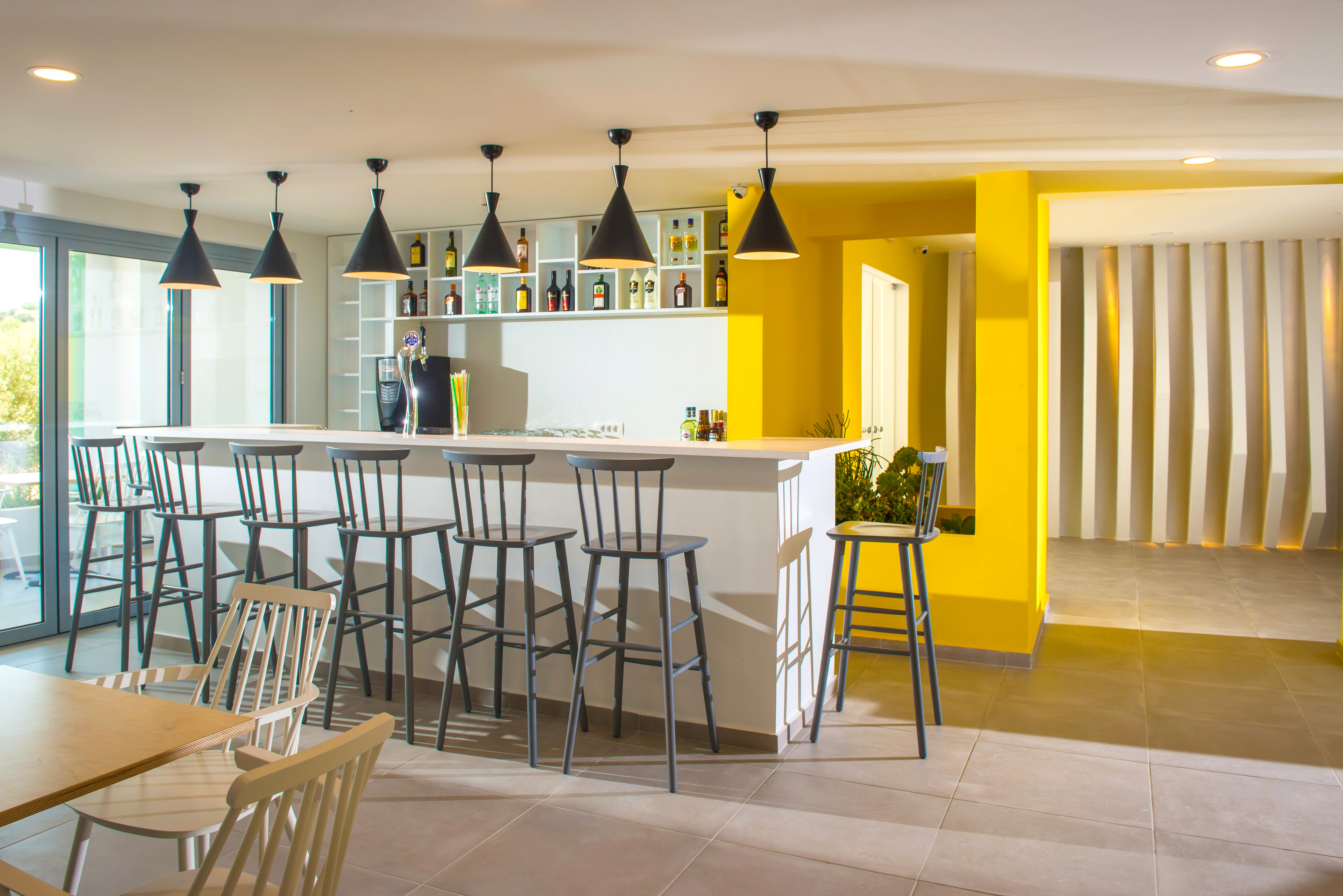 הרסוניסוס City Green Hotel (Adults Only) מראה חיצוני תמונה