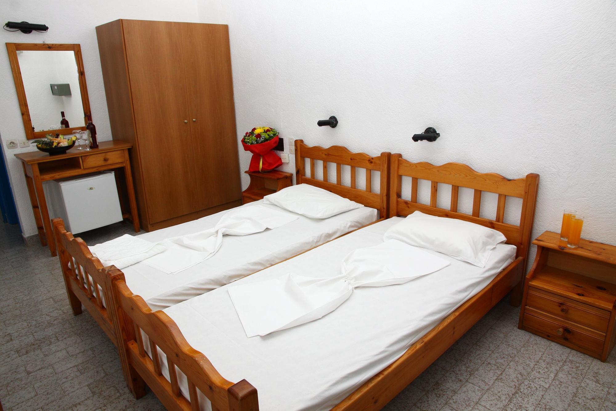 הרסוניסוס City Green Hotel (Adults Only) מראה חיצוני תמונה
