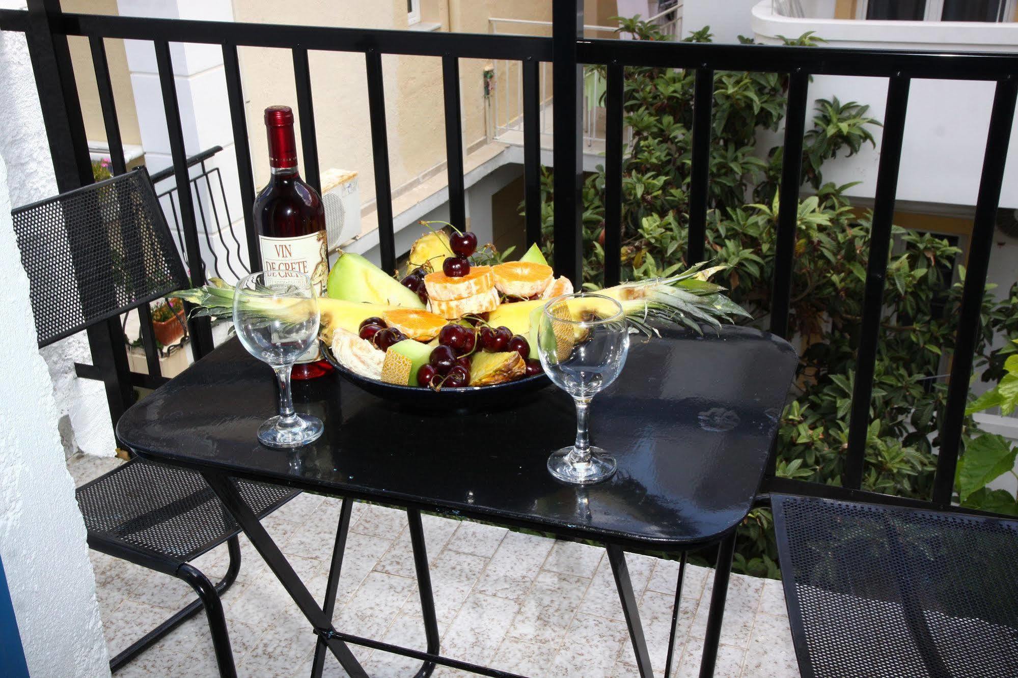 הרסוניסוס City Green Hotel (Adults Only) מראה חיצוני תמונה